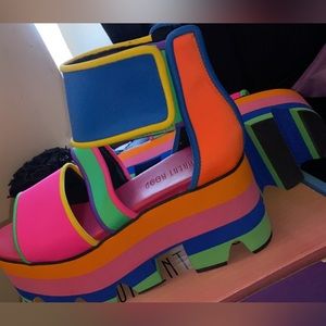 Dollskill sandals